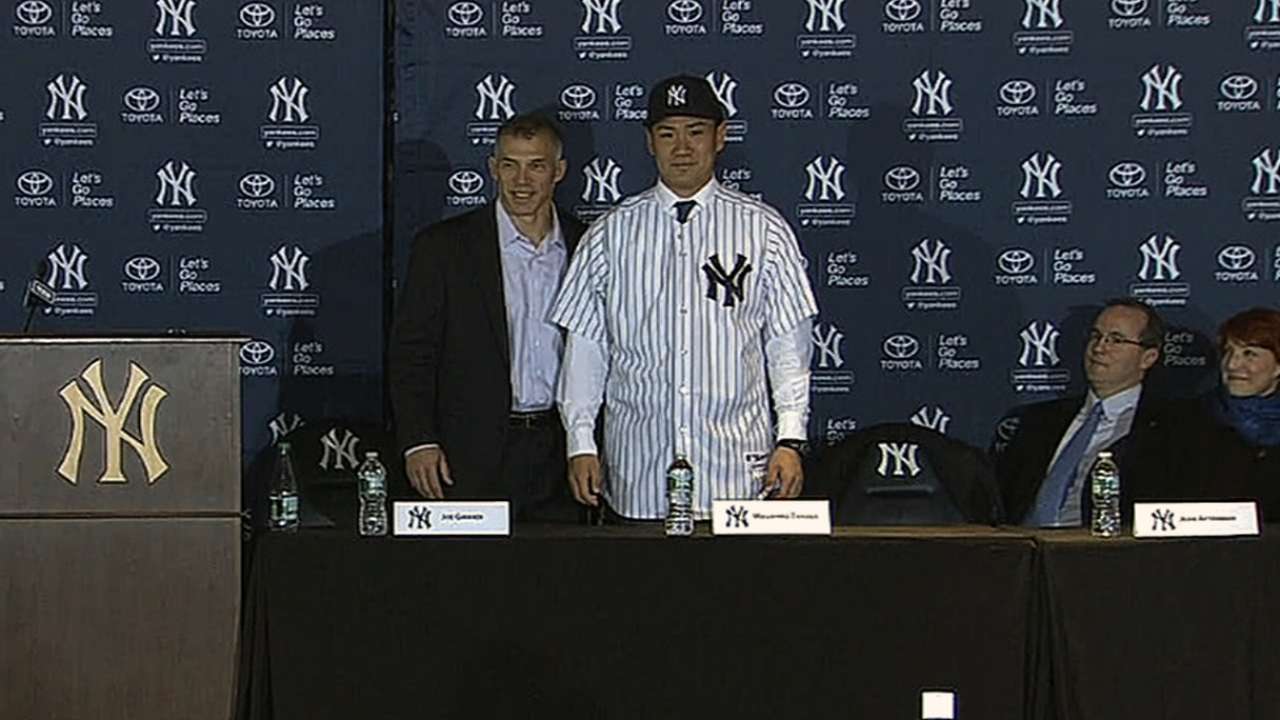Yankees formally introduce Tanaka in Bronx