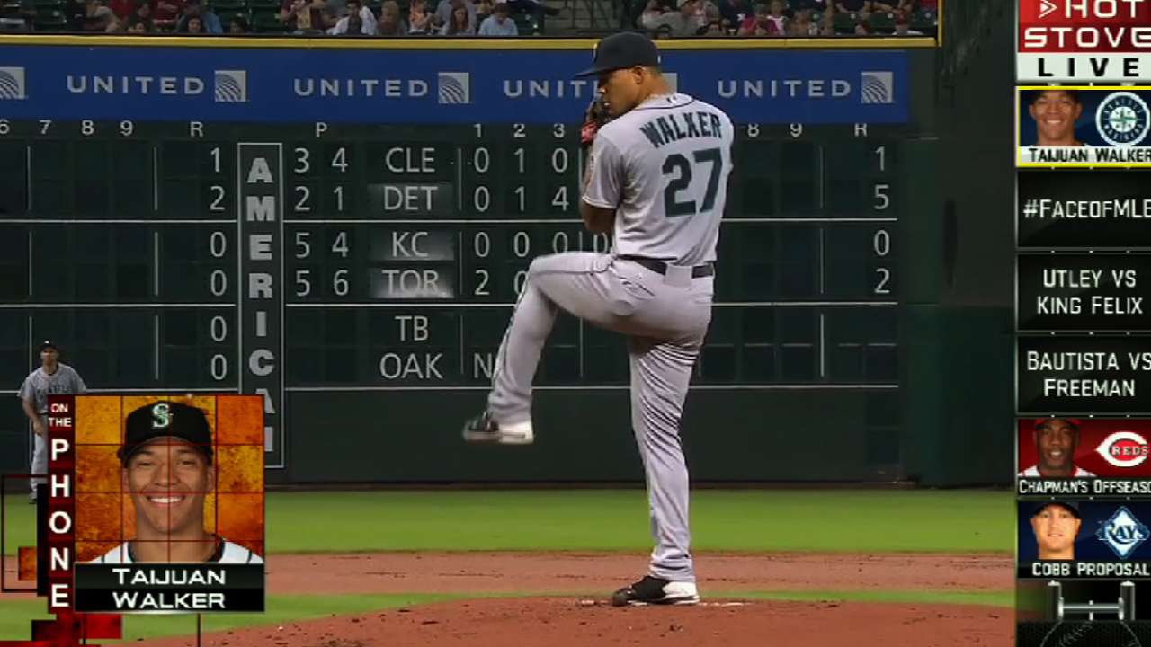After slight delay, Walker prepares for first 'pen session