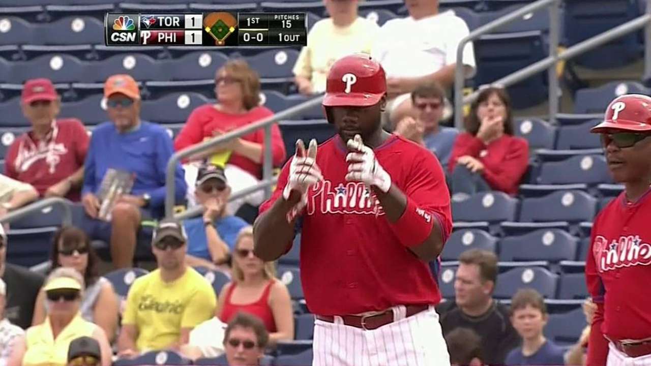 Howard, Byrd chip in during Phillies' spring opener