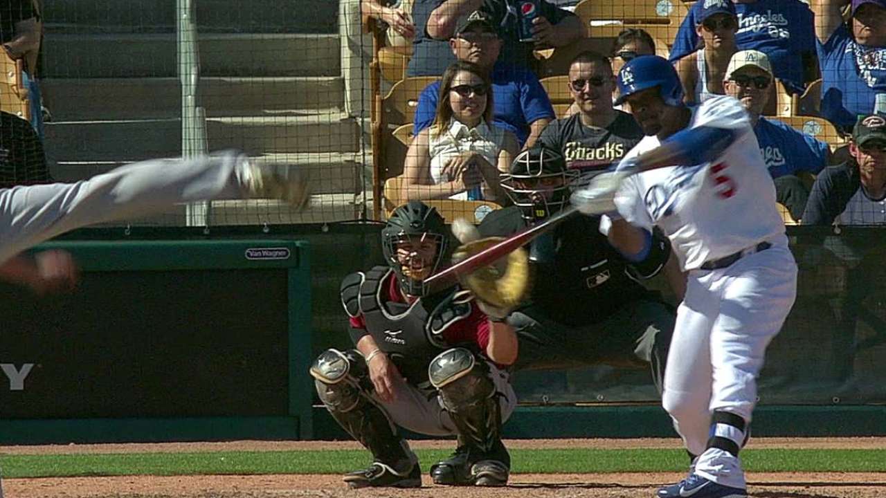 Uribe homers, Guerrero gets first RBI vs. D-backs