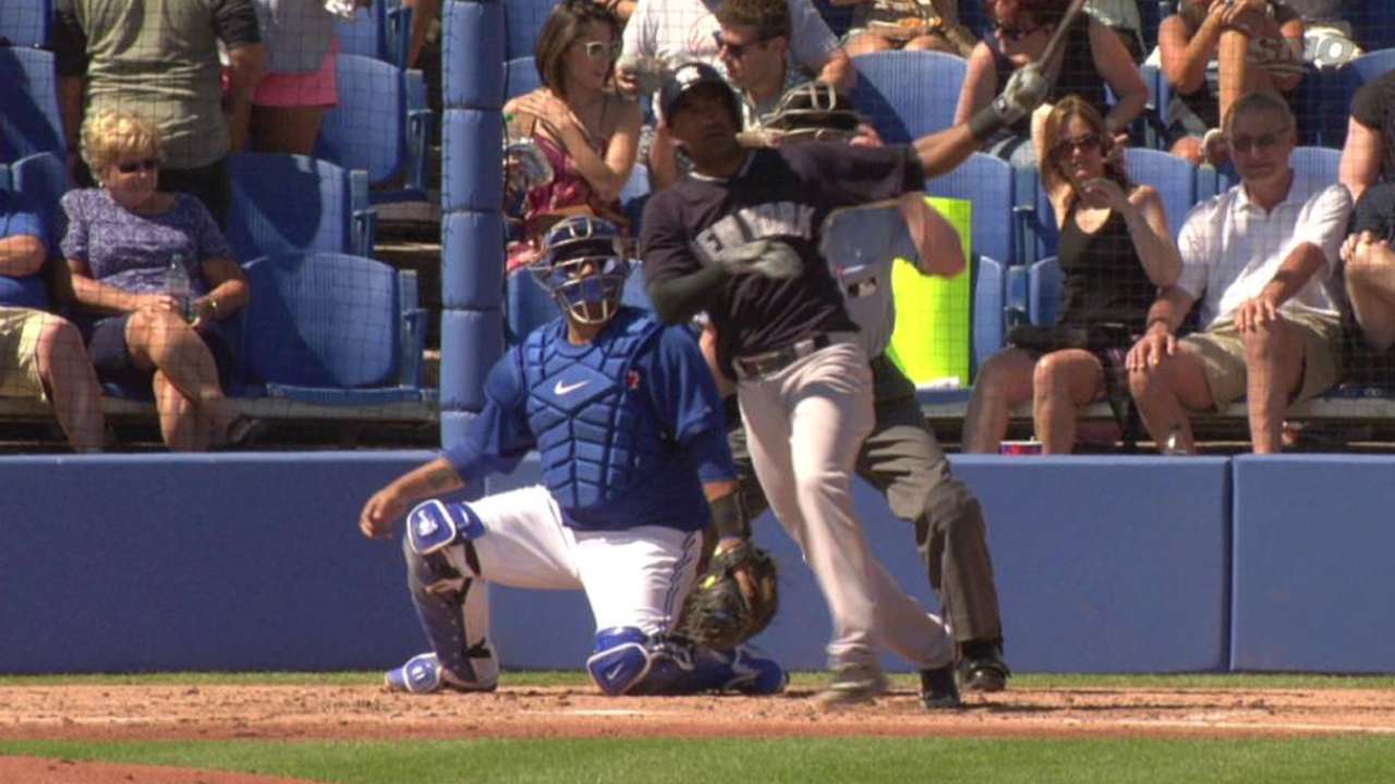 Yanks take time considering backup infielders