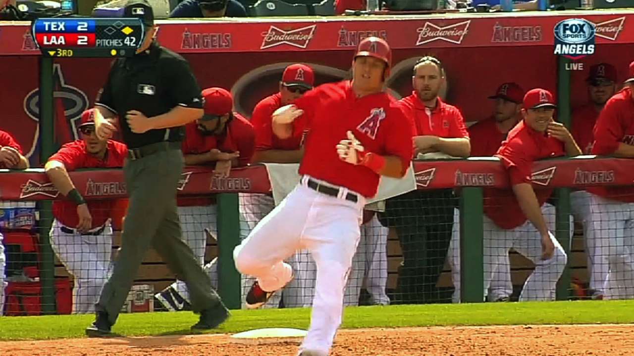 Darvish looking for new ways to reel in Trout