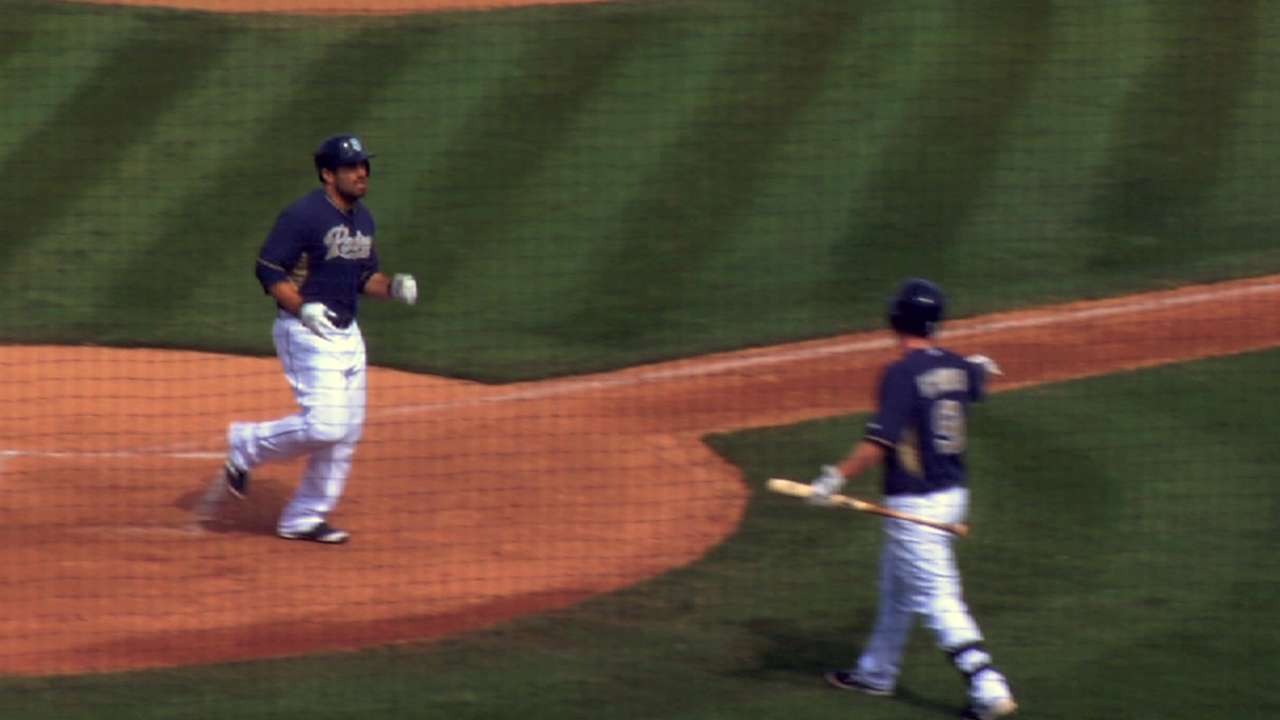 Quentin homers in spring debut; Alonso goes deep