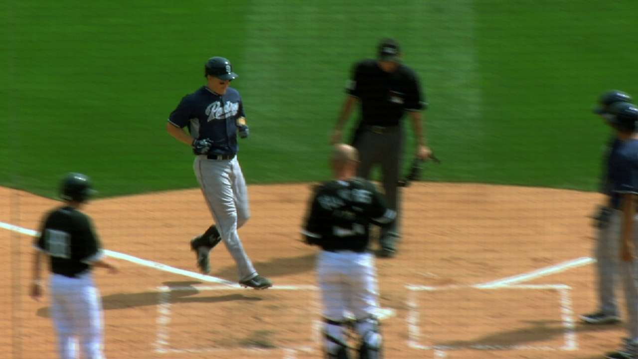 Hundley's three-run homer paces Padres