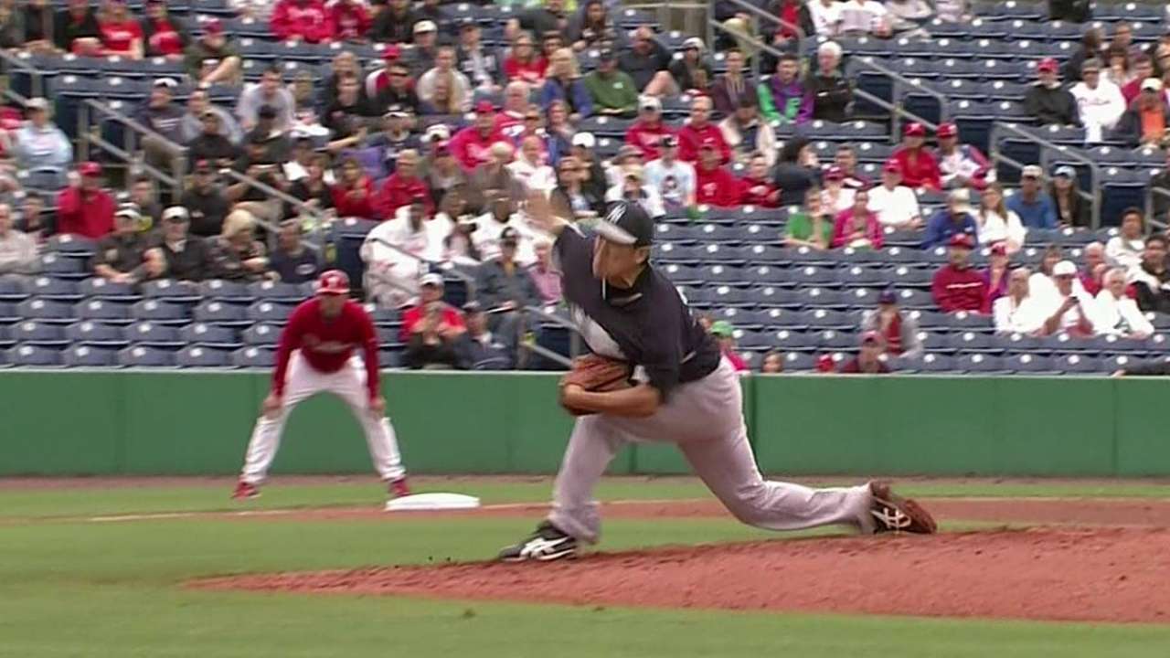Tanaka strong, Jeter gets going in win over Phils