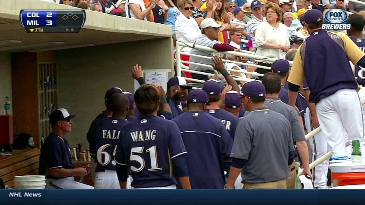 Replay goes Brewers' way in win vs. Rockies