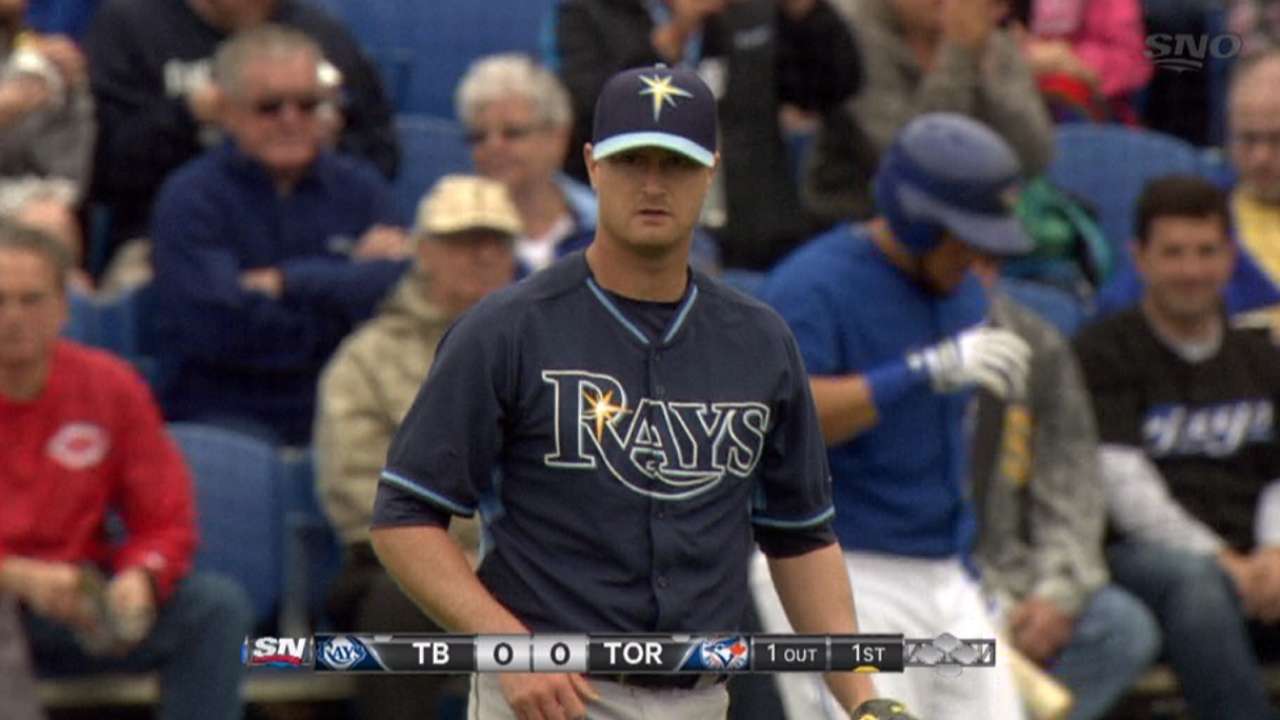 Cobb luce bien en victoria vs. Azulejos