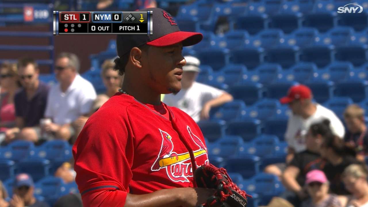 Martinez sets sights on Cardinals' rotation