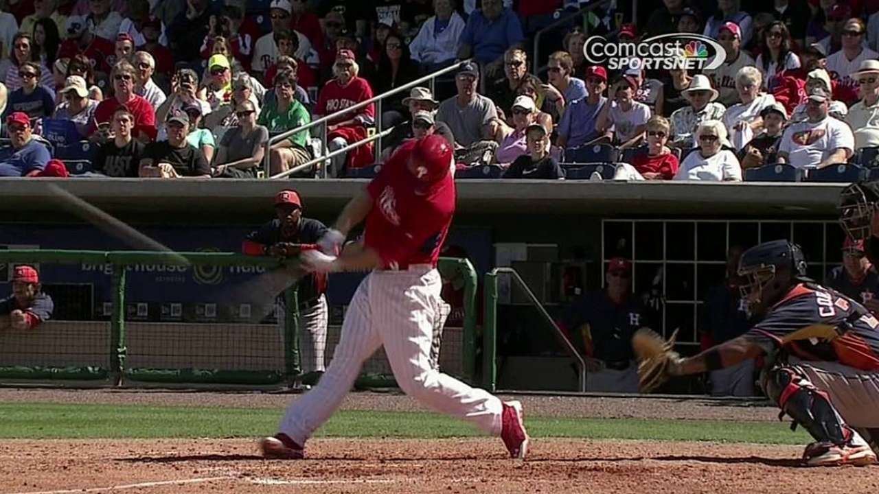 Three-run jacks from Asche, Ruiz carry Phils