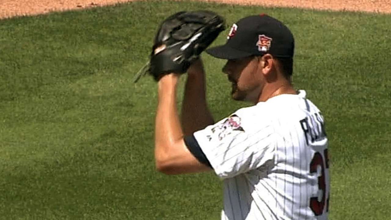Gardenhire pleased with Pelfrey, Deduno
