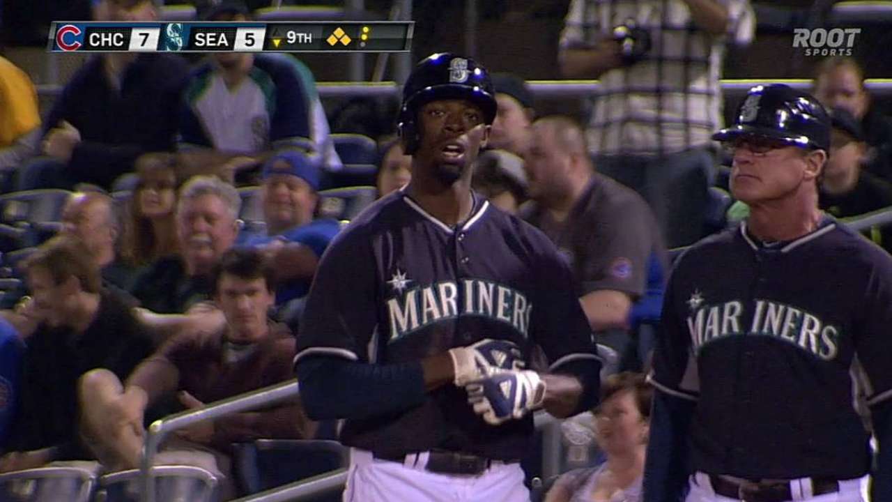 Jones joins Mariners for first big league stint