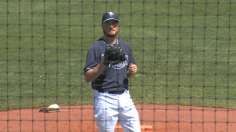 Bedard boosted by split Rays crew's bats