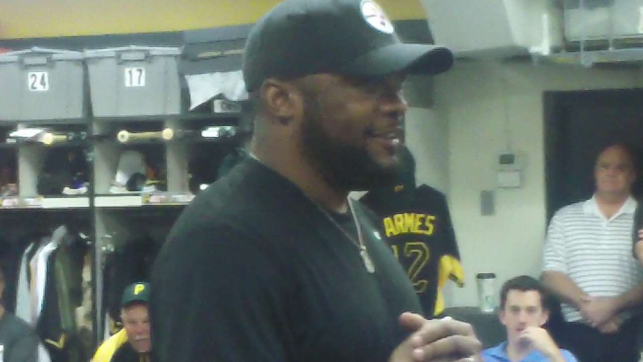 Hurdle invites friend Tomlin to address Bucs