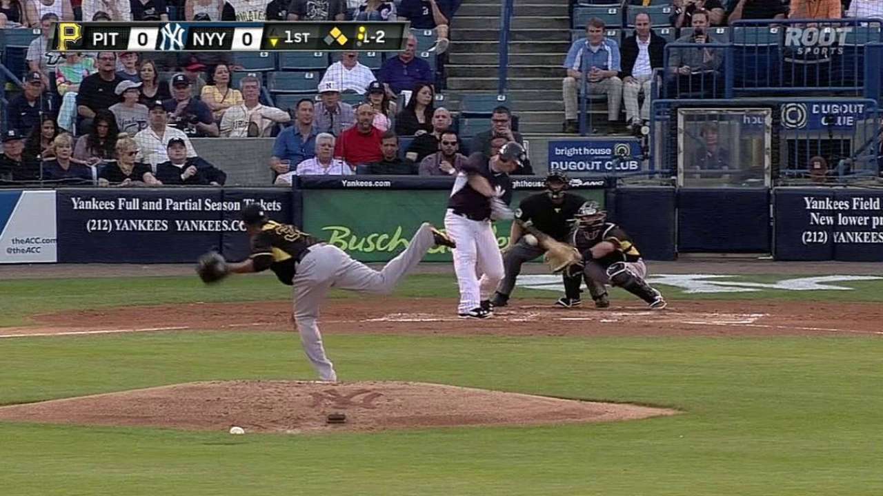 Yankees blanquean a Piratas, Jeter decepciona