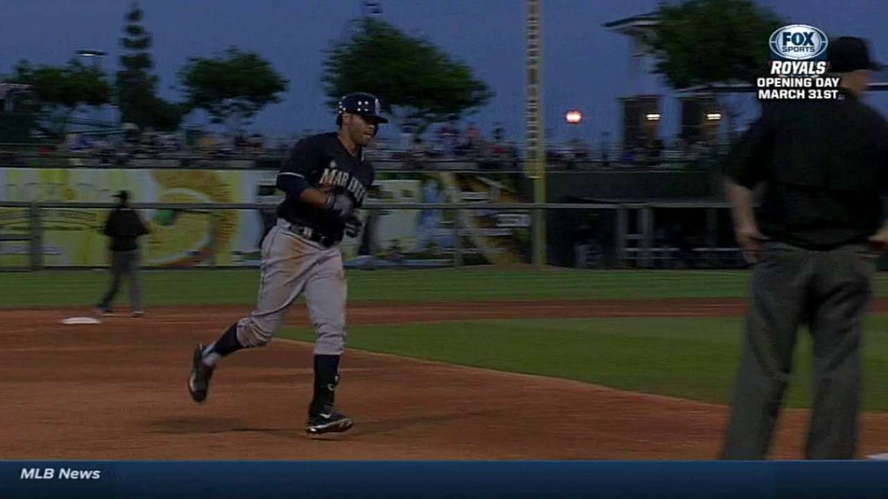 Romero makes big league debut for Mariners