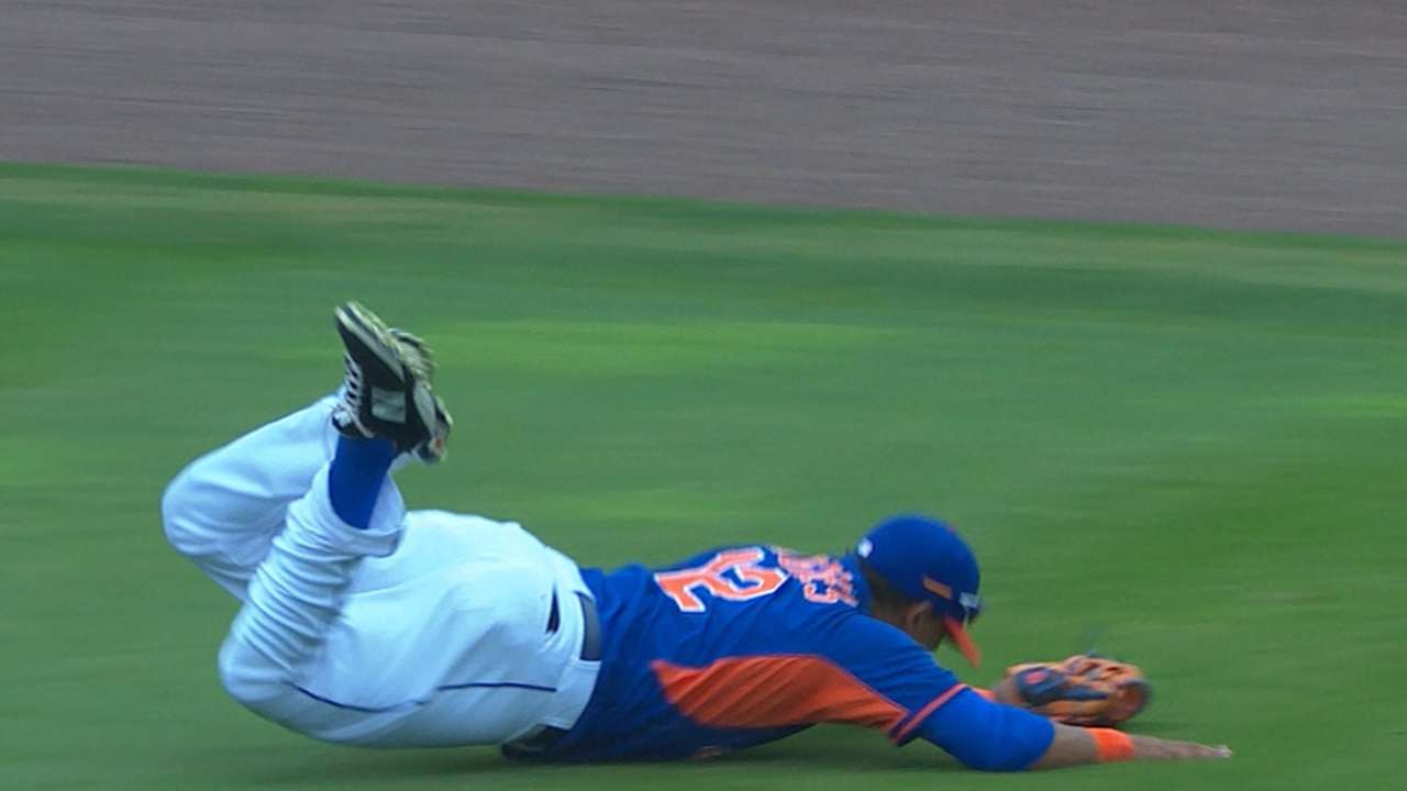 Mets use parade of relievers after Mazzoni departs