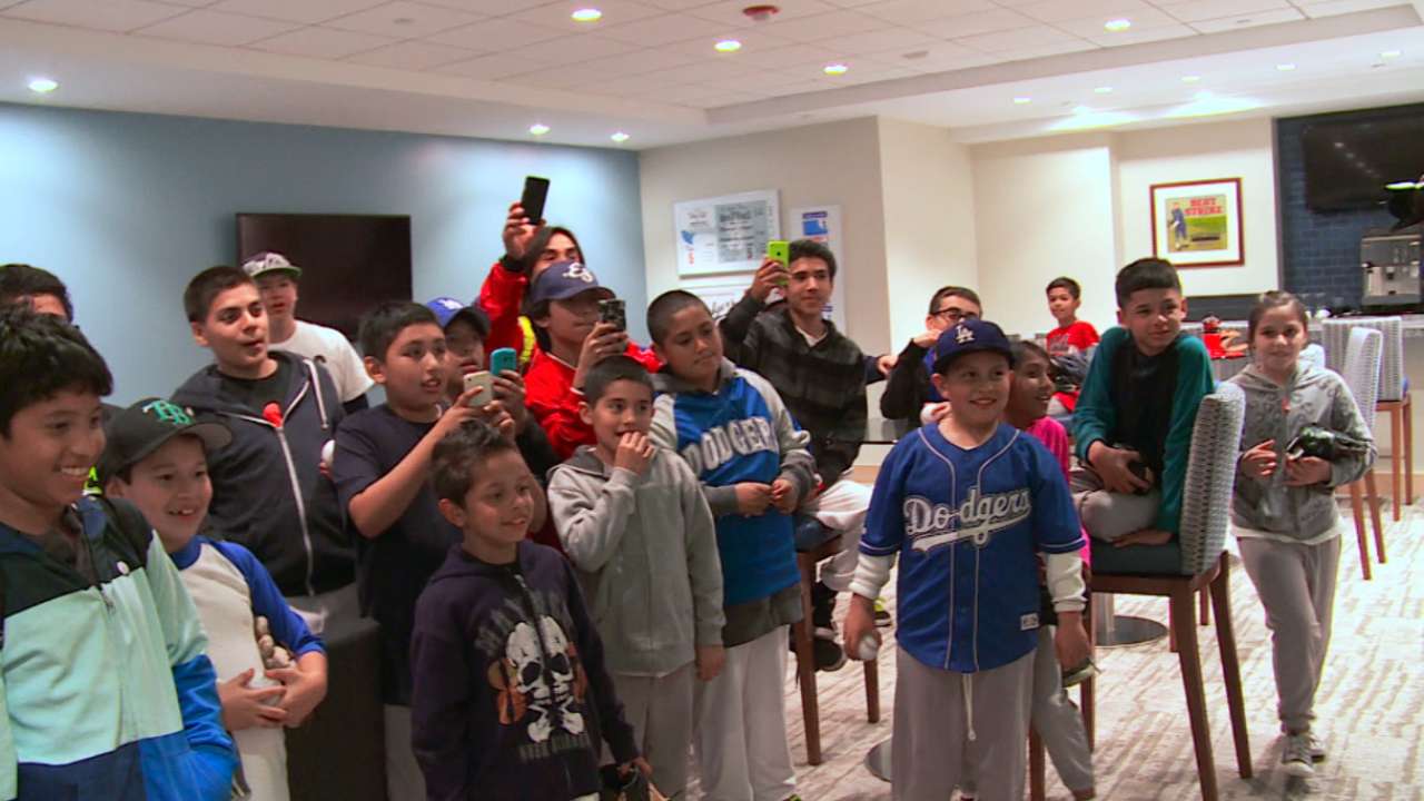 Dodgers kick off program to bring kids to games