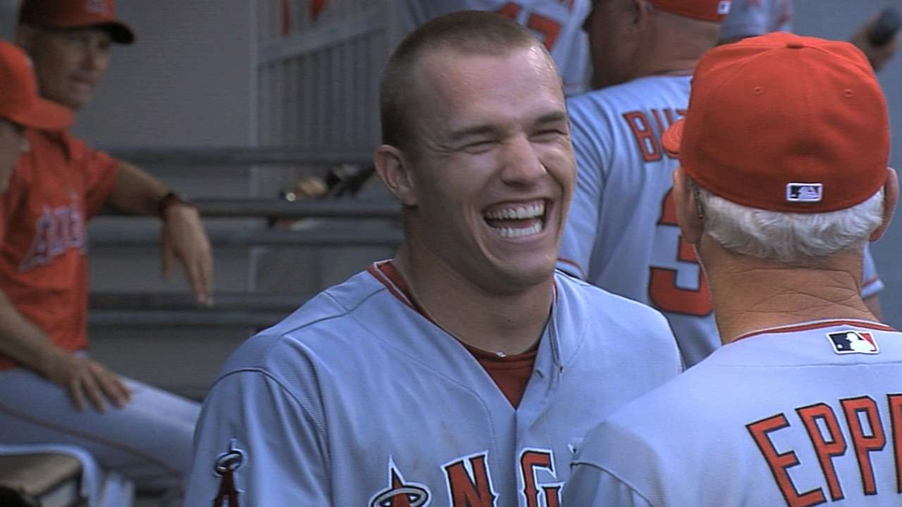 Angels sign Trout through 2020 for $144.5M