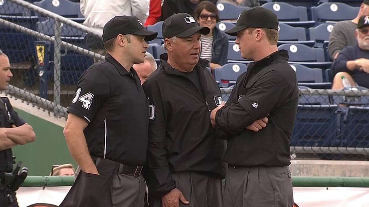 Power outage impedes Phils' replay challenge