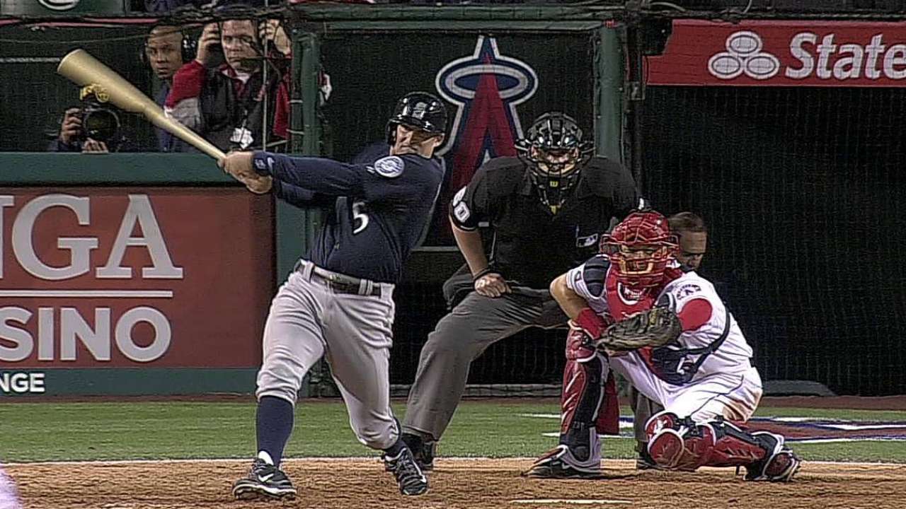 Tablazos de Miller apoyaron a Erasmo en Anaheim