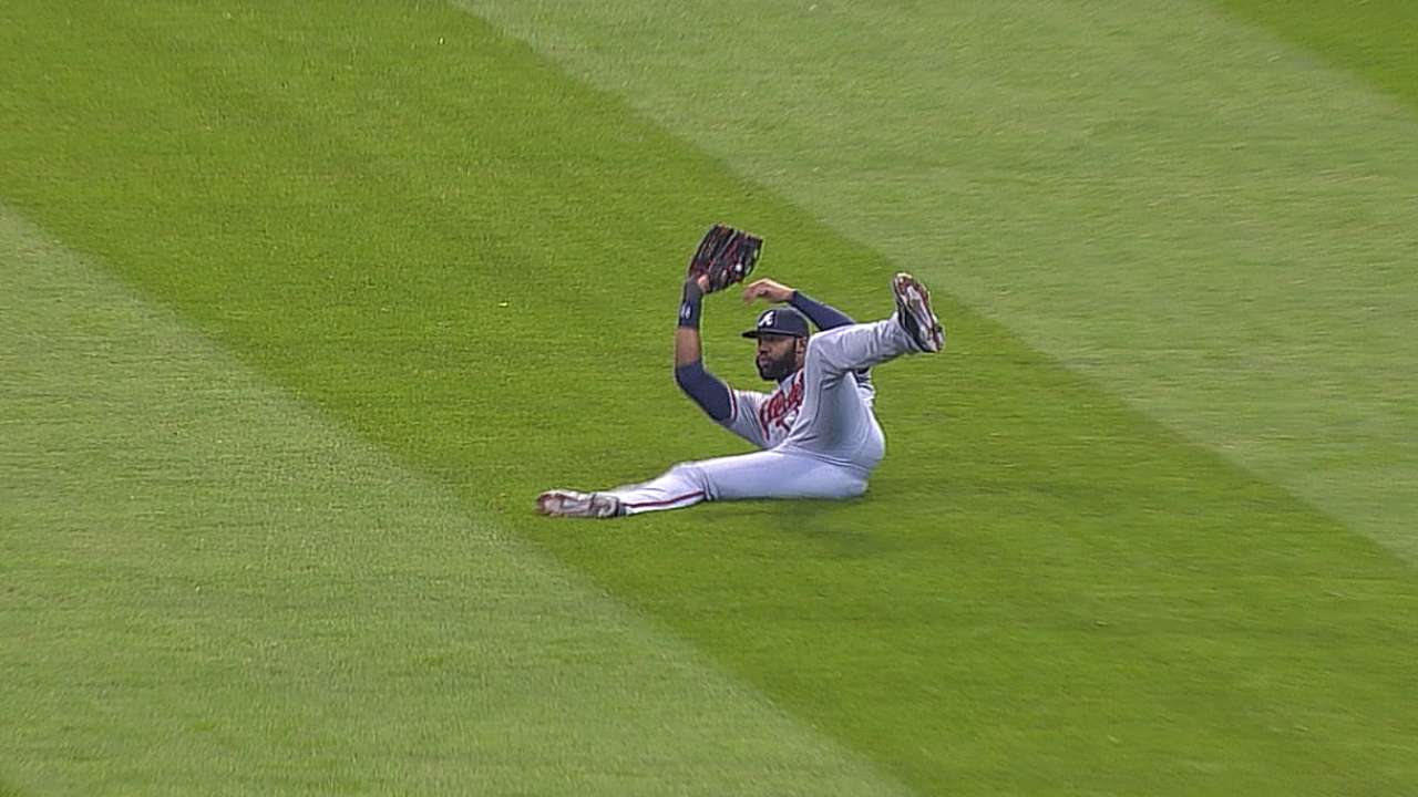 Heyward back in lineup after neck spasms