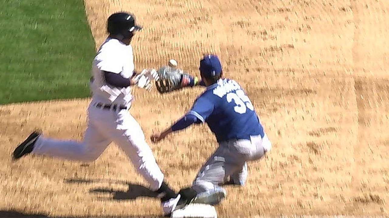 Tigers 2-for-2 in replay challenges vs. Royals