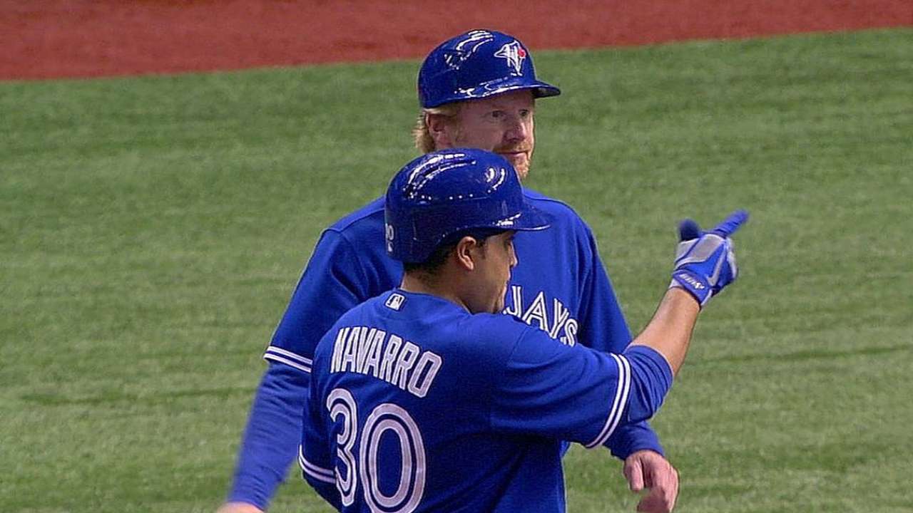 Navarro earning early praise from Blue Jays