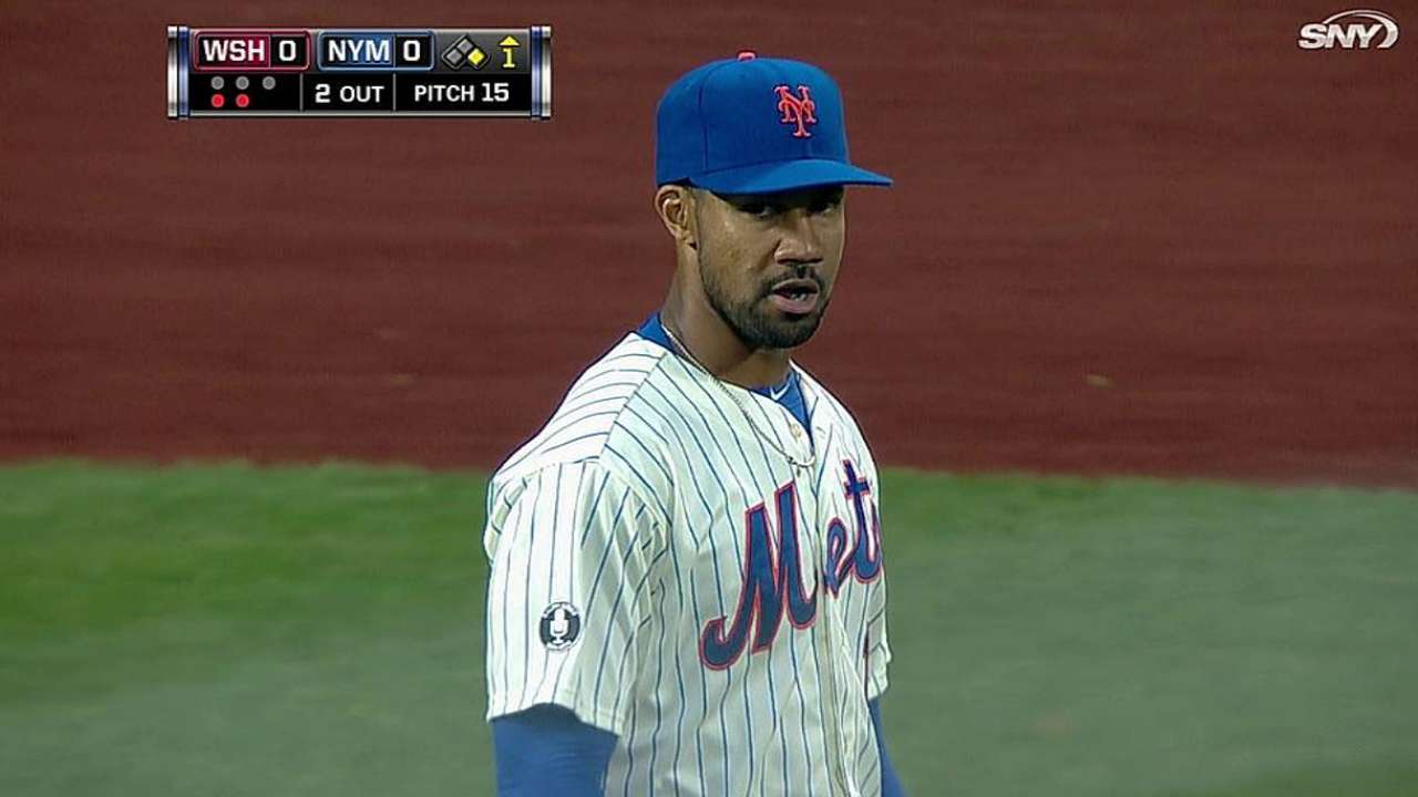Mets place C. Young on DL with strained right quad