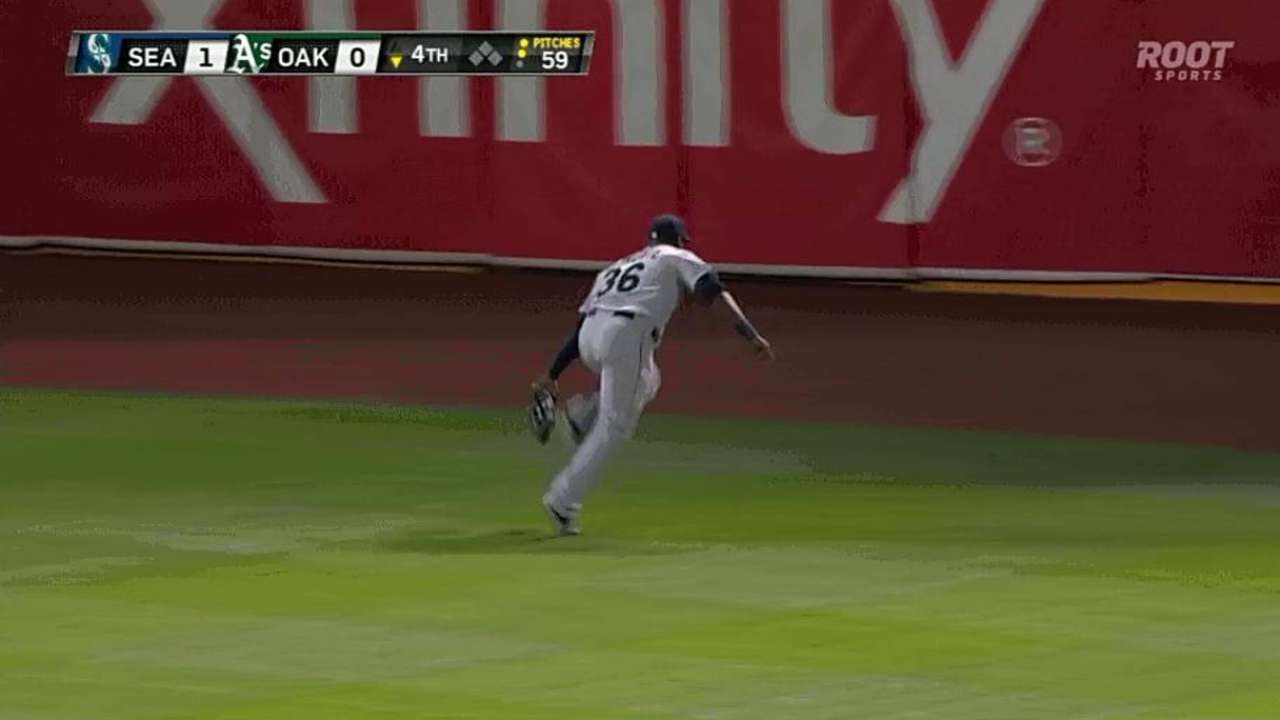 Almonte's wild night shows glimpse of potential