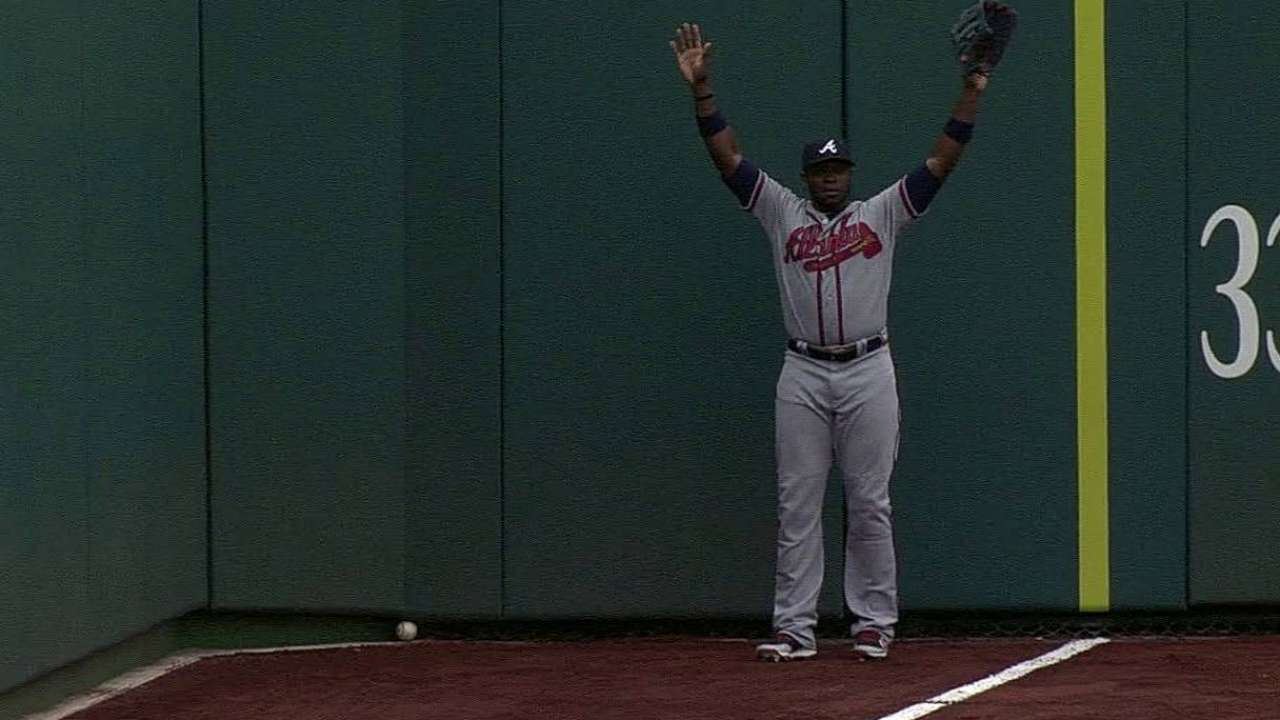 Fredi is first manager to visit Replay Command Center