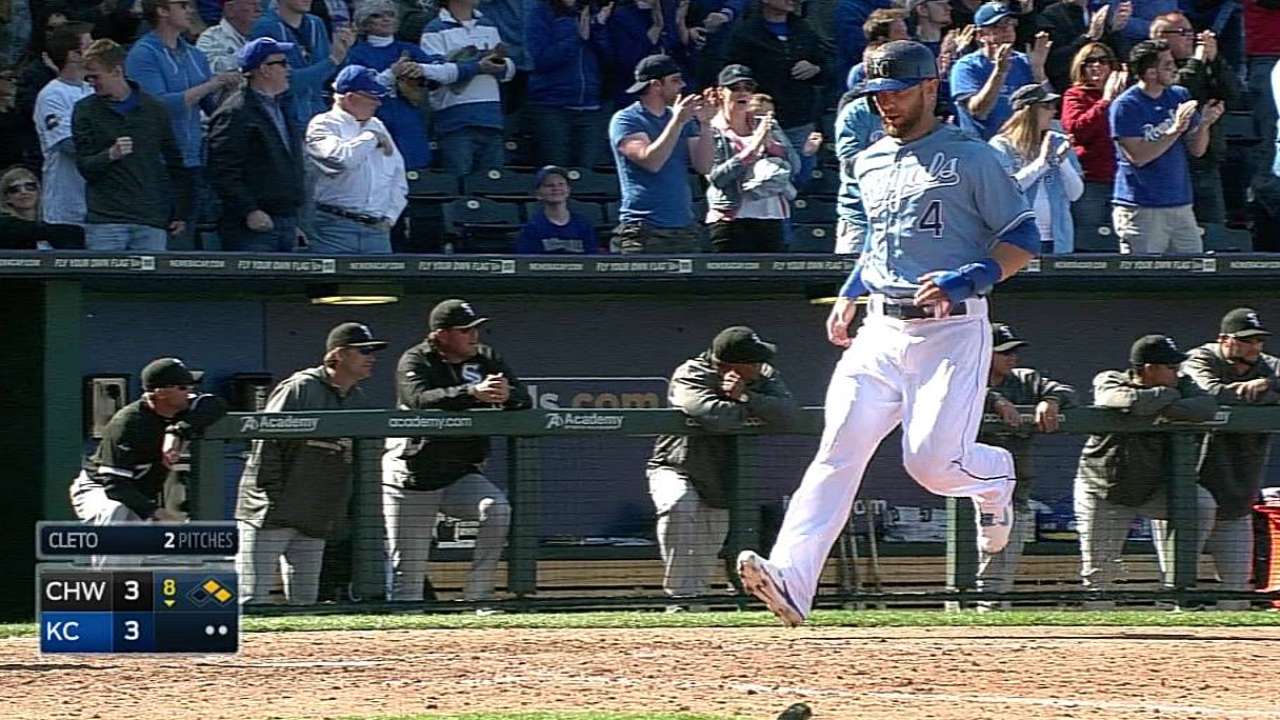 Pérez decidió victoria de los Reales sobre White Sox