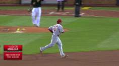 Kelly turns in sharp outing as Cards top Pirates