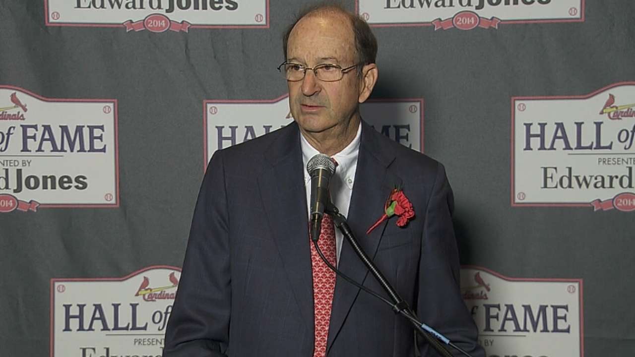 Hall of Famers in awe of Cardinals Museum