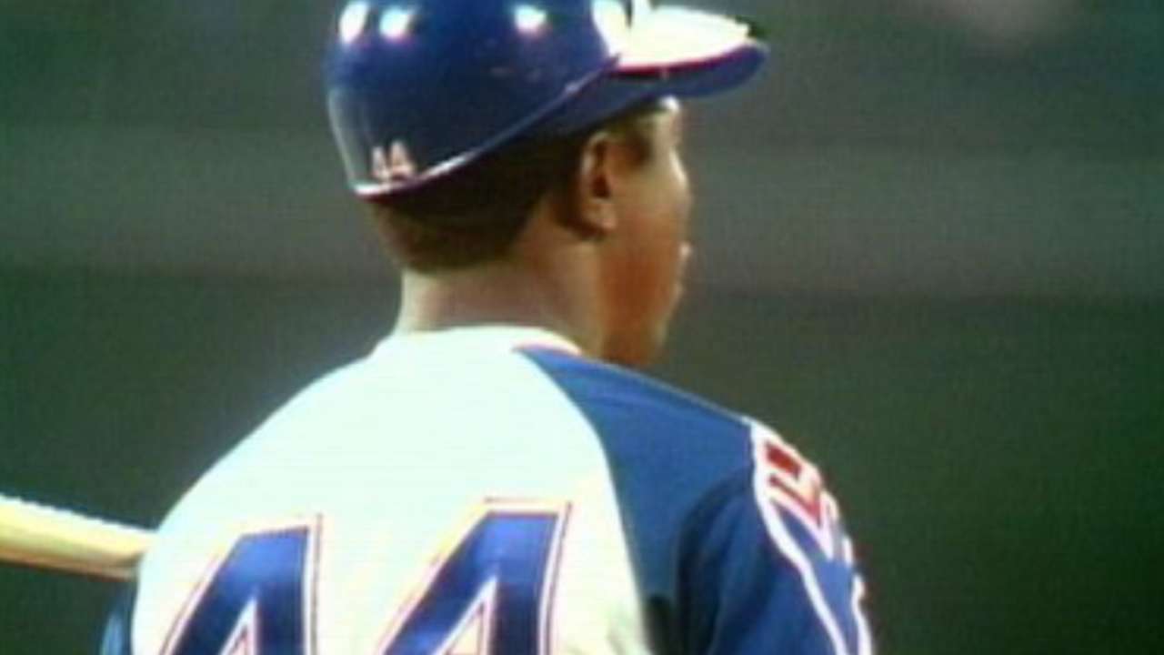 BB Moments: Hank Hammers No. 715