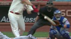 Cards tack on runs to back Wainwright vs. Cubs