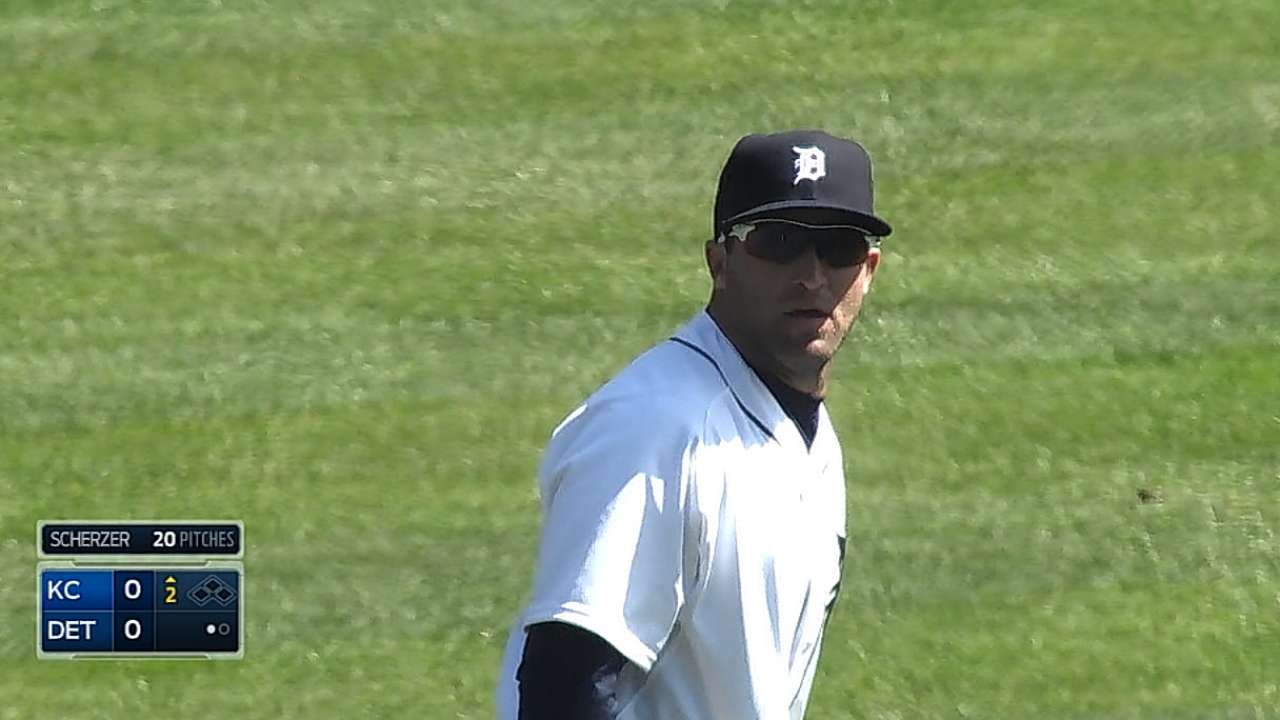 Tigers expected to swap reliever for bench bat soon