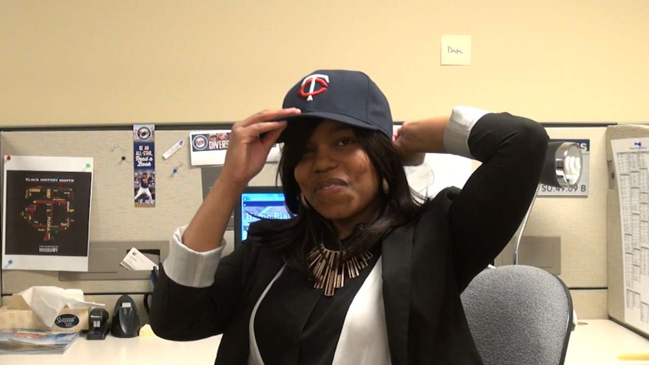 Hicks, Twins take pride in opportunity to honor Jackie