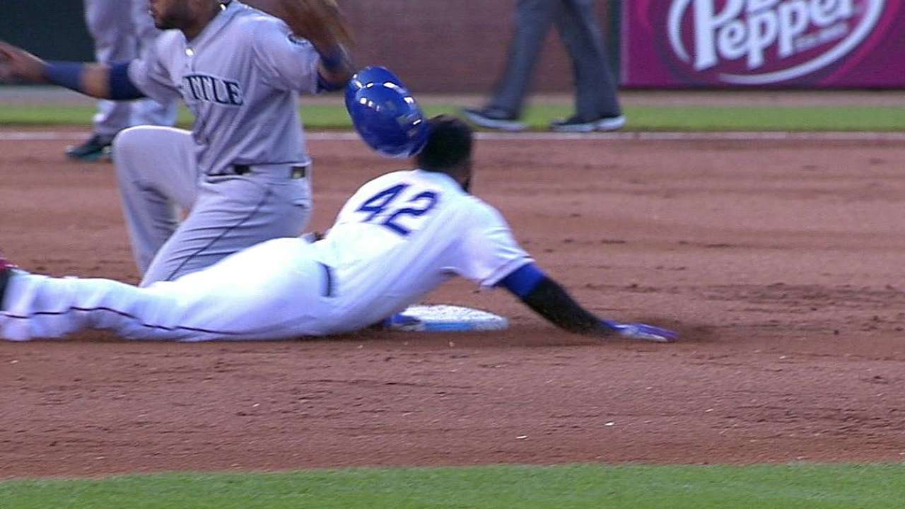 Zunino displaying arm strength against basestealers