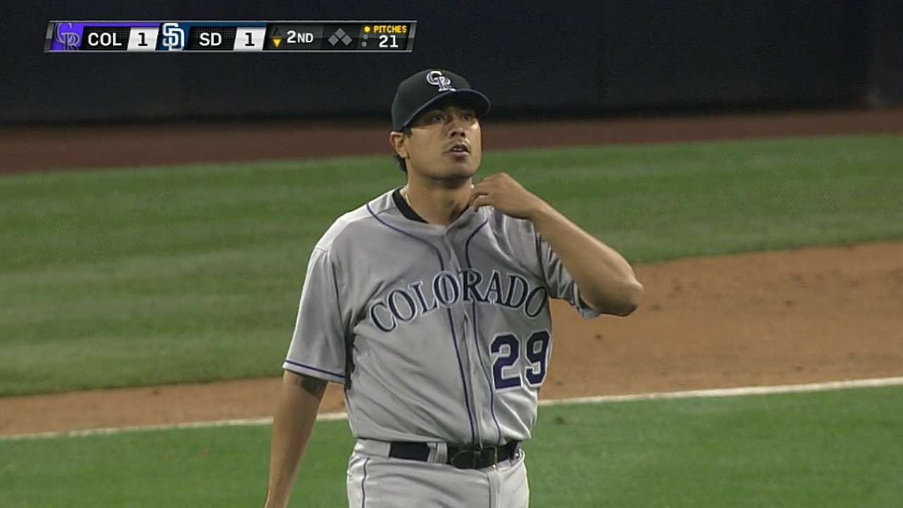 De La Rosa makes strides without much help