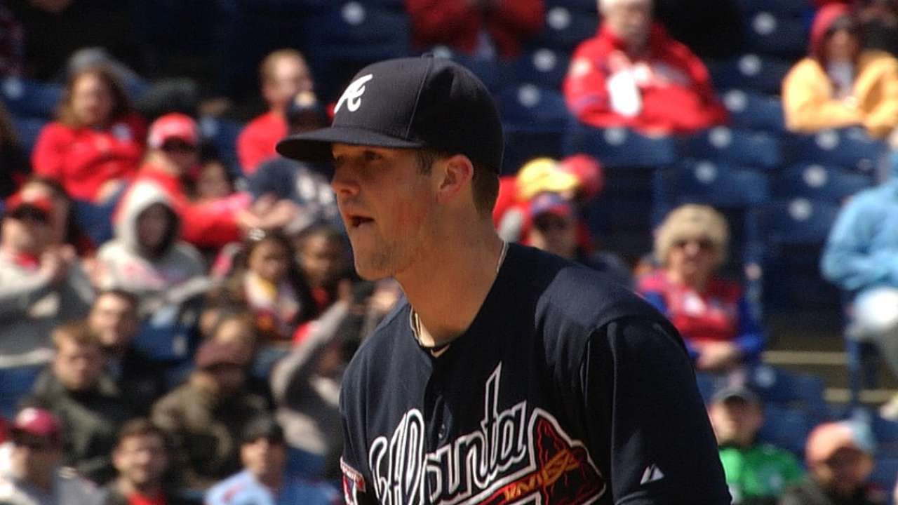 Wood superb, but Braves support falls short