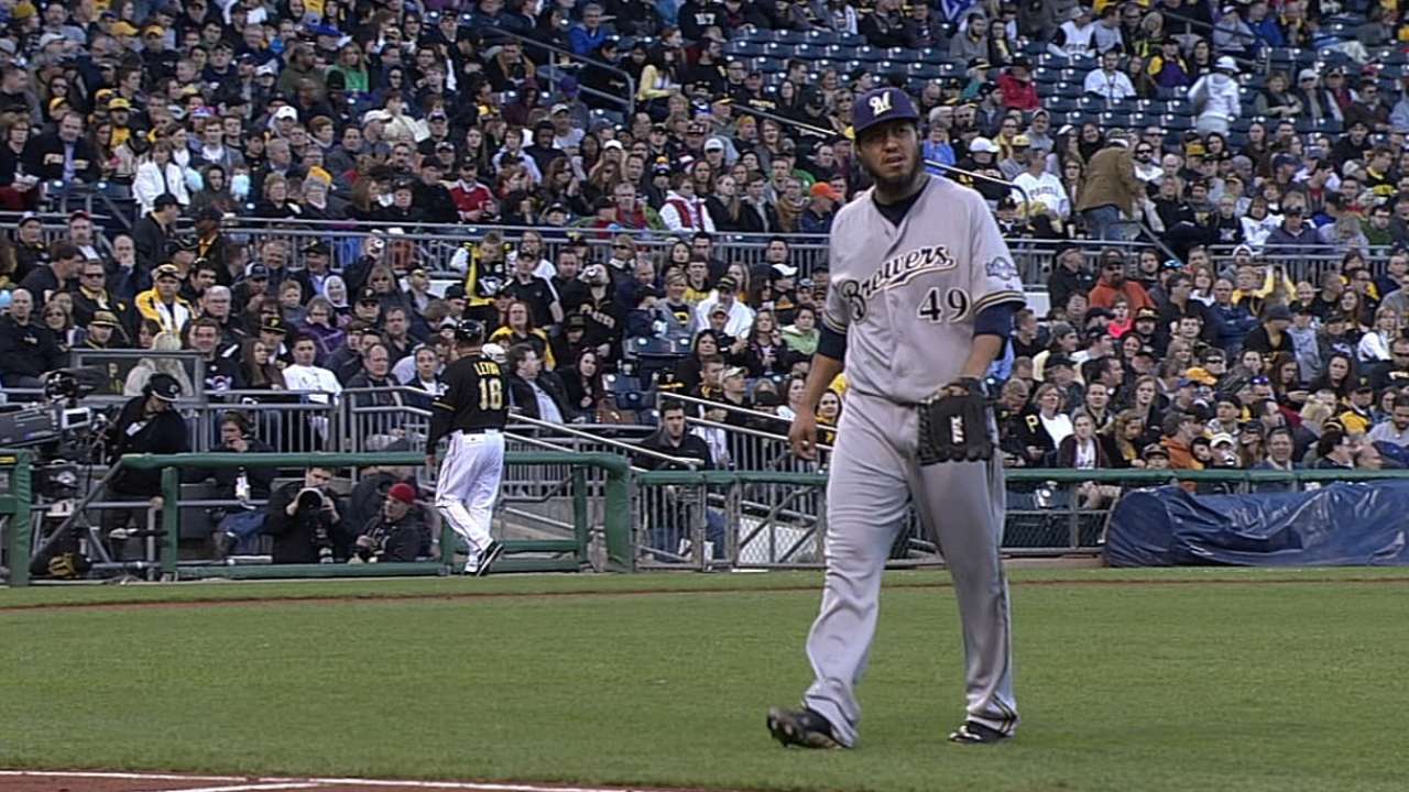 Brewers' road winning streak snapped by Pirates