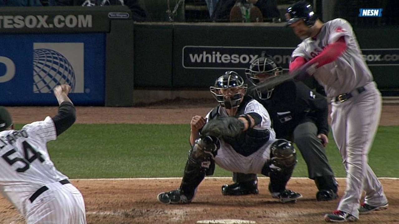 Ross ayuda a Lester, Boston a derrotar a Chicago