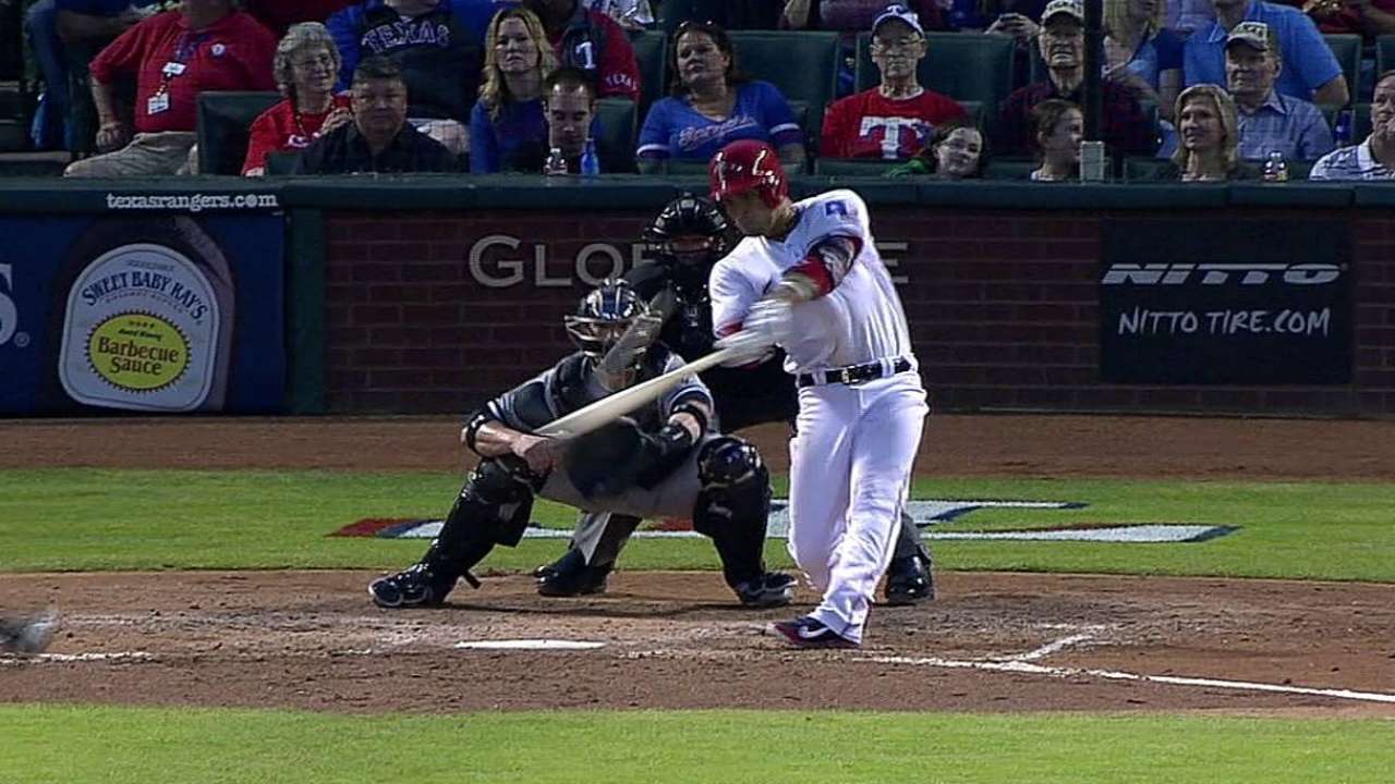 Pérez, Rangers mantienen a raya bates de Chicago