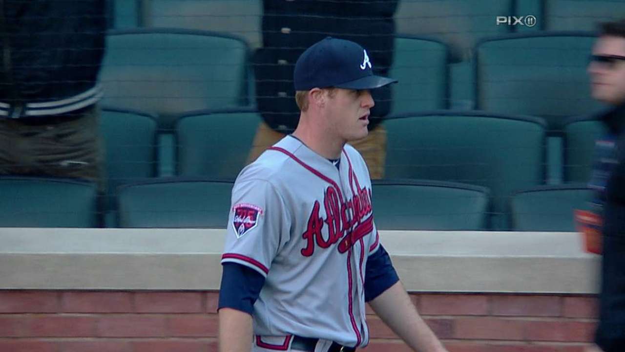 Miscues sting Braves in 14-inning loss to Mets