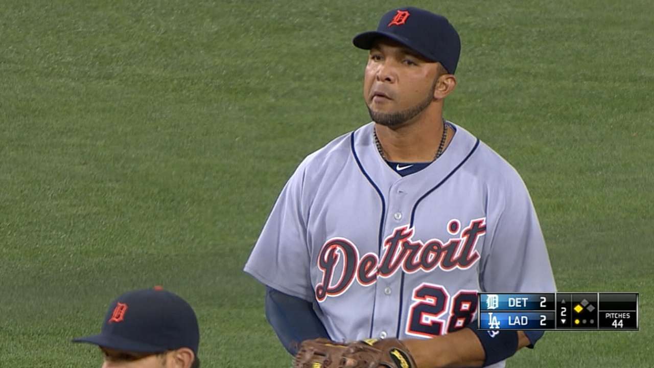 Tigers release Gonzalez, call up Worth