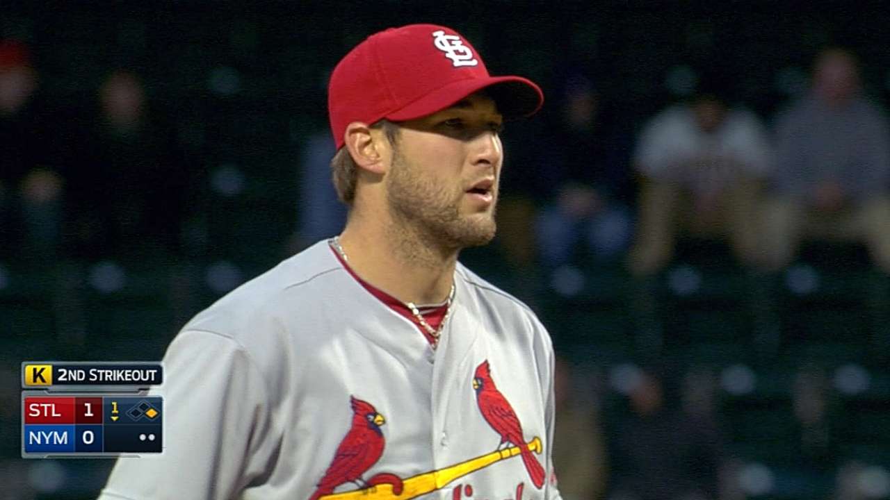 Walks costly for Cards after Wacha fans 10