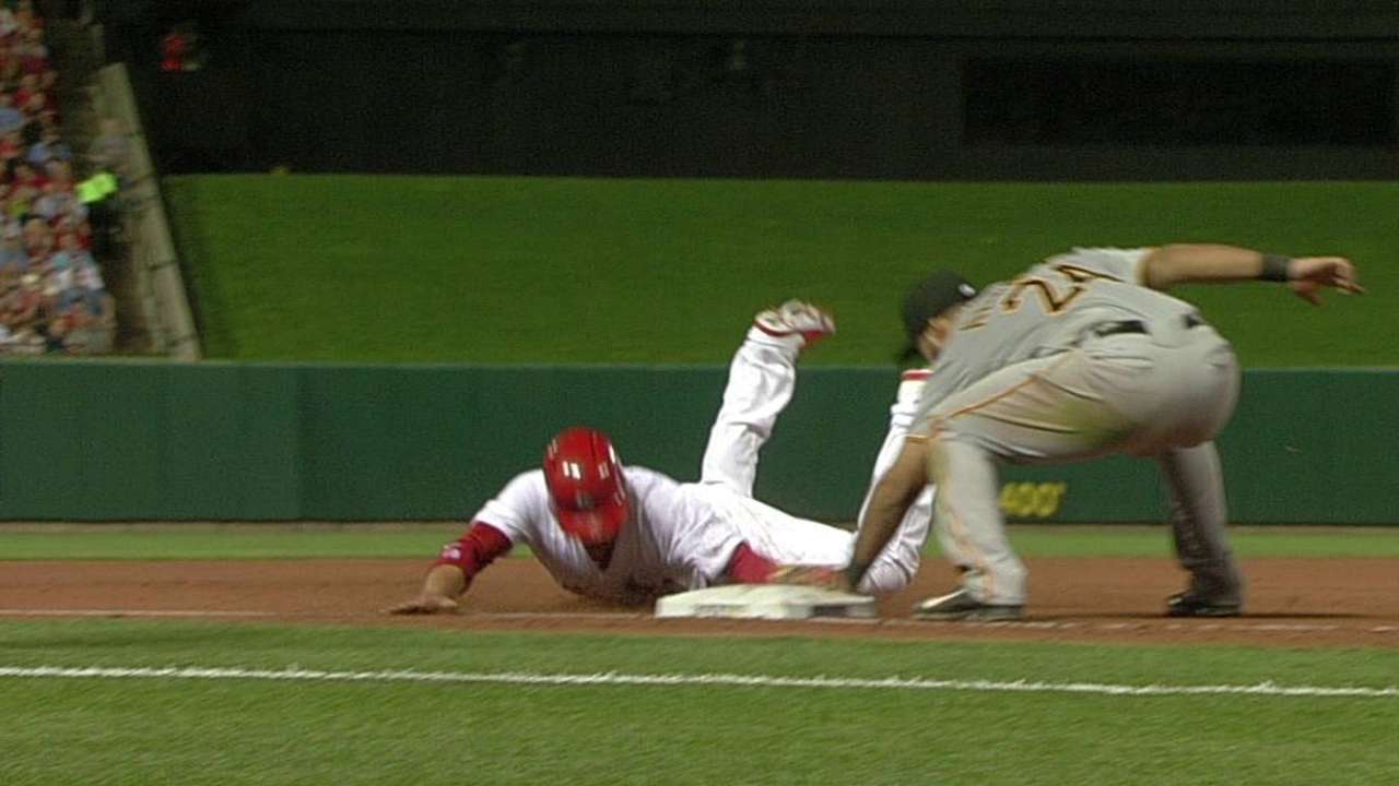 Pirates win challenge to prevent a Cardinals run