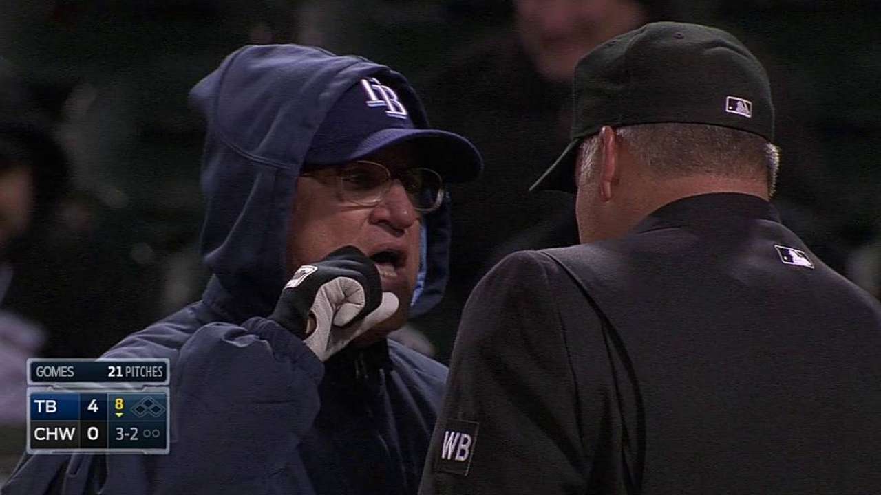 Maddon ejected for arguing check swing