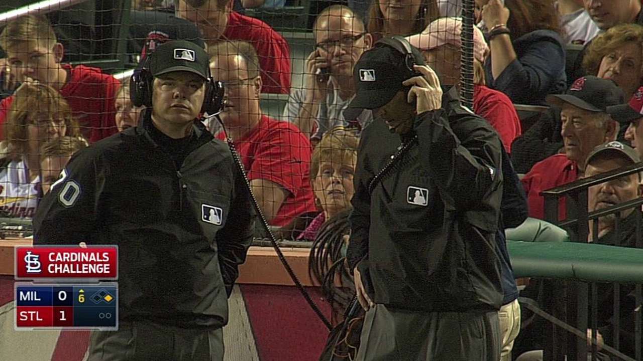 Call stands after Matheny deploys second challenge