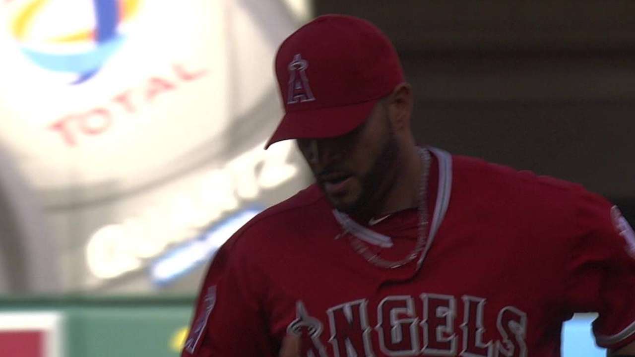 Angelinos barrieron a Indios detrás de Wilson, bates